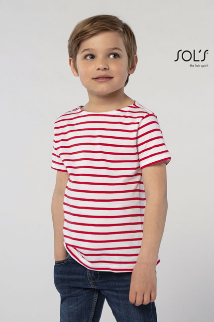 Miles Kids - 01400ΜΠΛΟΥΖΕΣ / SOLSΠαιδικό ριγέ T-shirtΣχέδιο και Χαρακτηριστικά: Το παιδικό ριγέ T-shirt διαθέτει κοντά μανίκια και πλαϊνές ραφές, προσφέροντας άνεση και στυλ. Οι λεπτομέρειες από ύφασμα τύπου τζιν στη λαιμόκοψη προσθέτουν μια μοντέρνα πινελιά. Το σχέδιο είναι ιδανικό για καθημερινές εμφανίσεις και μπορεί να συνδυαστεί με διάφορες εμφανίσεις. Εφαρμογή ως Επαγγελματική Ένδυση: Είναι ιδανικό για παιδικά καταστήματα, εκπαιδευτικά προγράμματα ή εκδηλώσεις, προσφέροντας ένα ευχάριστο και φιλικό στυλ στους μικρούς επισκέπτες.Υλικό και Άνεση: Κατασκευασμένο από Jersey 150g/m² - 100% Βαμβάκι Ringspun πενιέ (98% βαμβάκι / 2% βισκόζη για την απόχρωση Ash), αυτό το T-shirt προσφέρει εξαιρετική άνεση και ανθεκτικότητα. Δυνατότητα Προσαρμογής: Οι εκτυπώσεις με λογότυπα ή μηνύματα του πελάτη είναι διαθέσιμες, επιτρέποντας προσωπικές ή επαγγελματικές προσαρμογές. Διαθεσιμότητα σε Χρώματα: Το προϊόν είναι διαθέσιμο σε διάφορες χρωματικές επιλογές, ιδανικές για να καλύψουν τις ανάγκες σας.